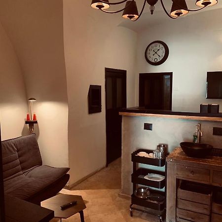 La Guta Studio Suite The Campari Suite Jerusalem Exteriör bild